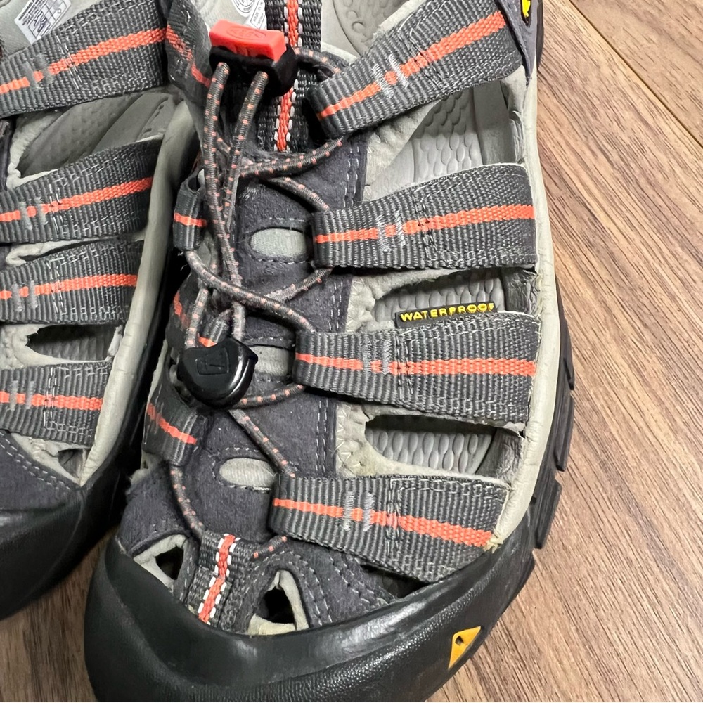 KEEN Women’s Newport H2 Sandals - Size 9 hiking outdoor‎ gorpcore - Picture 8 of 9